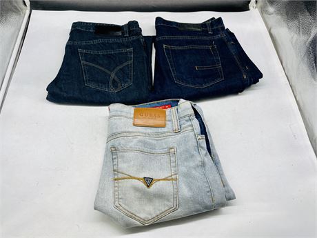 3 BRAND MENS JEANS (CALVIN KLEIN, GUESS) (SIZE 32-33)