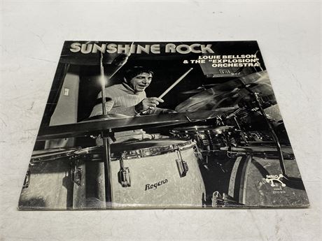 LOUIE BELLSON AND THE EXPLOSION ORCHESTRA - SUNSHINE ROCK - (E) EXCELLENT