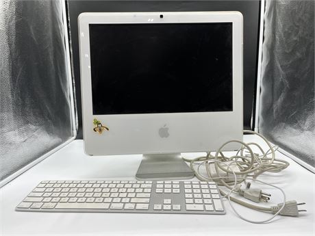 MAC COMPUTER WITH KEYBOARD (COMPUTER IS LOCKED)