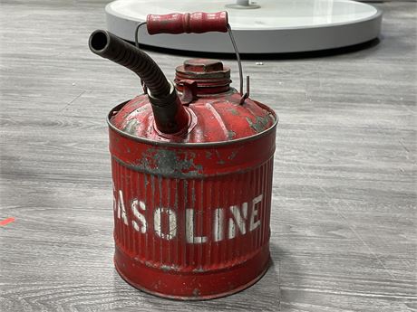 VINTAGE GAS CAN (11”)