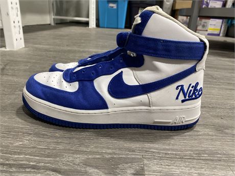 NIKE AIR FORCE 1 EMB DODGERS PACK SIZE 13