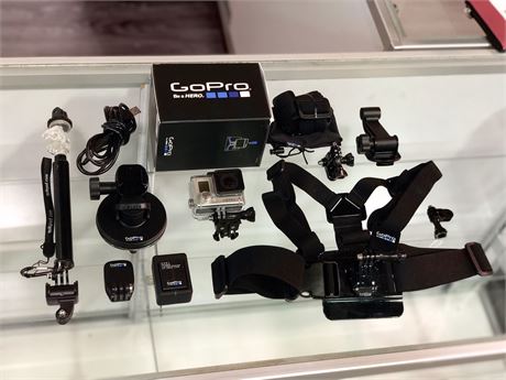 GO PRO HERO 3+ WITH SUCTION CUP, CHEST STRAP, ECT.. (Working)