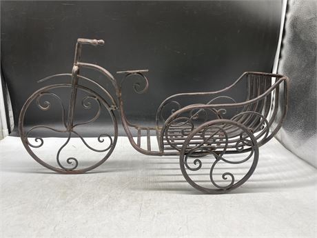 METAL TRICYCLE PLANTER