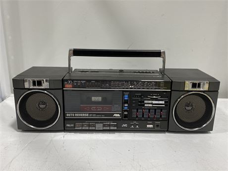 JVC PC-70C CASSETTE RADIO (Untested)