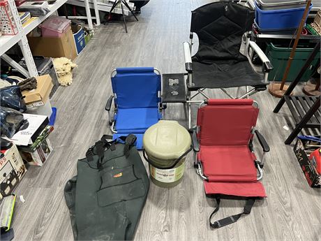3 OUTDOOR CHAIRS, PORTABLE TOILET & BUSHLITE WADERS