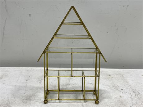 VINTAGE BRASS & GLASS DISPLAY CURIO TABLE TOP (12”X7”)
