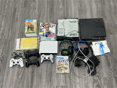 LOT OF MISC VIDEO GAME CONSOLES / ACCESSORIES, ETC - AS IS
