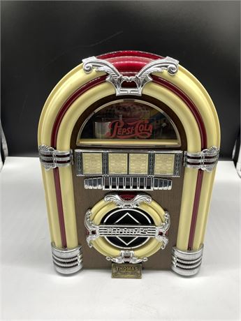 THOMAS CR-11 COLLECTORS EDITION JUKE BOX RADIO 14” TALL (LIGHT DOESN'T WORK)