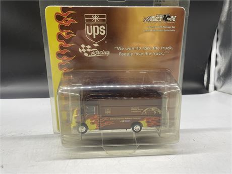 ACTION 1:64 UPS PACKAGE CAR LIMITED EDITION MIP