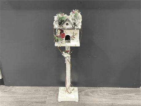 6”x28” CHRISTMAS BIRD HOUSE DECORATION MADE OF WOOD FROM POTTERS