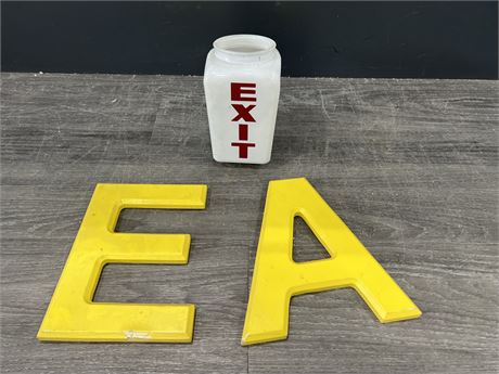ANTIQUE GLASS EXIT SIGN + VINTAGE YELLOW A & E LETTERS - EXIT SIGN IS 6” TALL