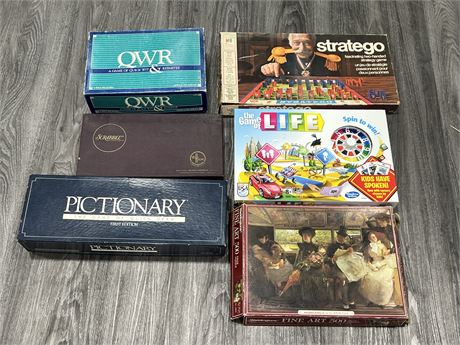 BOARD GAME / PUZZLE LOT