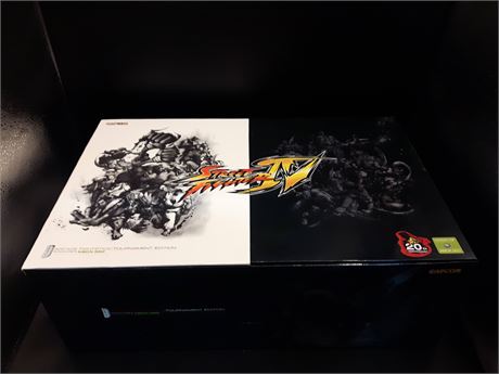 STREET FIGHTER ANNIVERSARY FIGHT STICK - EXCELLENT CONDITION - XBOX 360