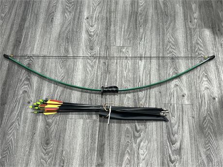 CRUSADER BOW W/12 ARROW (Bow is 51” long)