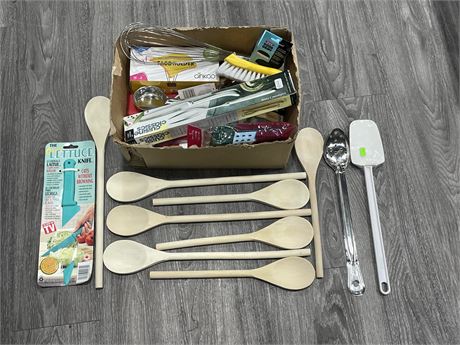 FLAT OF 27 NEW MISC KITCHEN TOOLS & SUPPLIES
