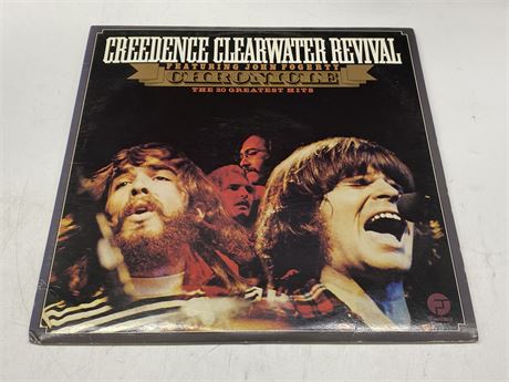 CREEDENCE CLEARWATER REVIVAL - CHRONICLE 2LP - EXCELLENT (E)