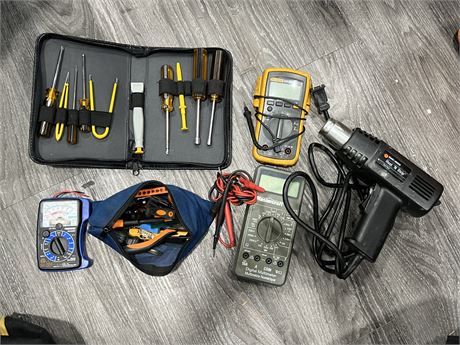 LOT OF ELECTRICAL TOOLS / MISC