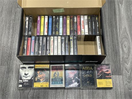 FLAT OF 40 MISC CASSETTE TAPES - SOME ROCK GOOD TITLES