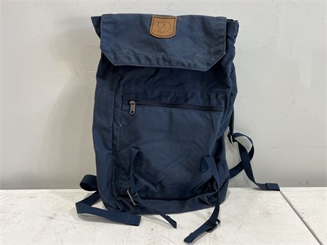 NEW W/TAGS FJALLRAVEN BACKPACK - $139