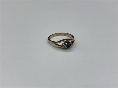 10K GOLD GENUINE SAPPHIRE RING - SIZE 6.5