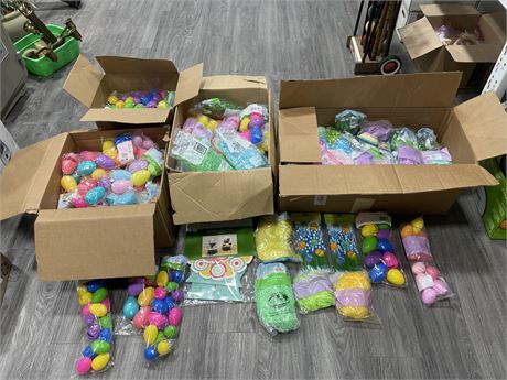 LARGE LOT OF EASTER EGGS & EASTER DECORATIONS