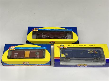 3 ATHEARN / GENESIS TRAIN MODELS - RETAIL $55 COMBINED