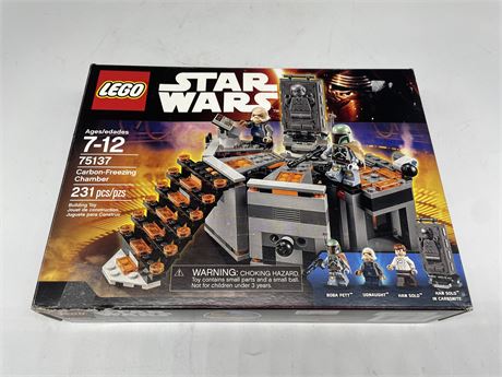 LEGO STARWARS 231PC SET - PRE OWNED BUT COMPLETE