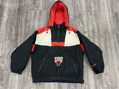 VINTAGE CHICAGO BULLS PLAYER COLLECTION PUFFER JACKET - YOUTH L