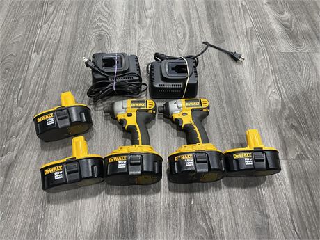 2 DEWALT DRILLS WITH 2 CHARGERS & 5 BATTERIES