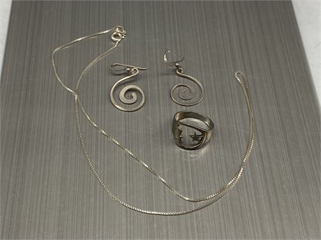3 PIECES OF STERLING JEWELRY