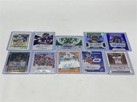 10 NFL AUTO CARDS / INCLUDES ROOKIES