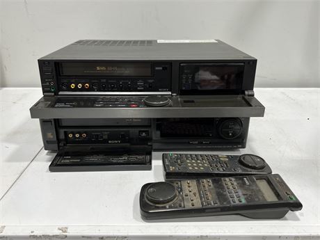 2 SONY PROFESSIONAL VCRS - POWERS ON