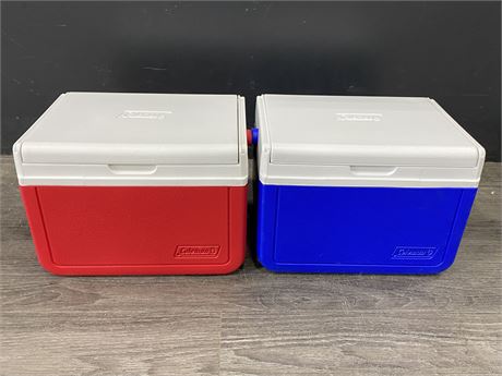 2 COLEMAN MINI COOLERS W/FLIPLIDS (TURNS INTO TABLE)