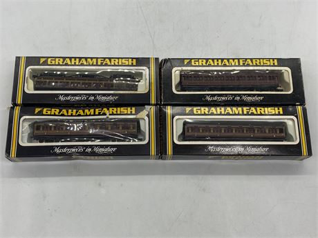 LOT OF 4 VINTAGE N SCALE STEAM TRAINS IN BOX (6”)
