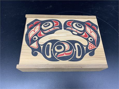 FIRST NATIONS SALMON BOX