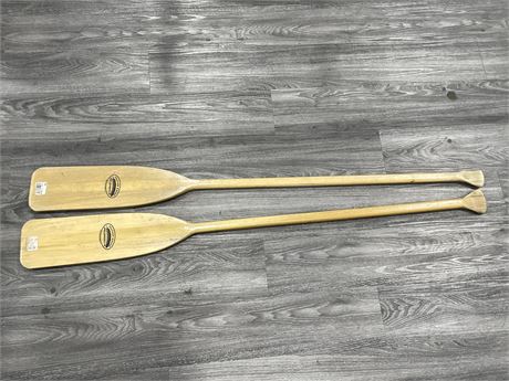 2 FEATHER BRAND CANOE PADDLES