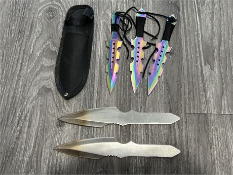 5 THROWING KNIVES