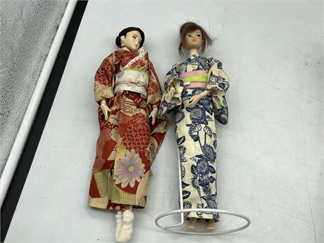 2 COLLECTABLE DOLLS