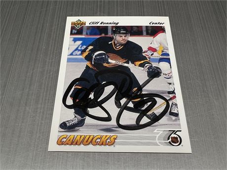 AUTOGRAPHED CLIFF RONNING CARD