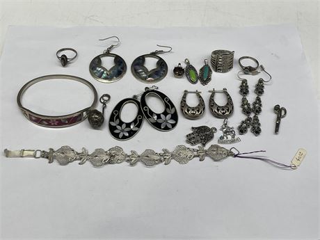 ASSORTED STERLING 925, MEXICAN INLAID & VINTAGE JEWELRY