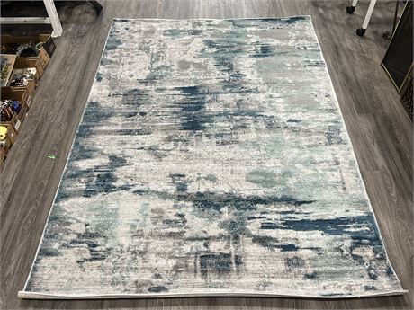 COSTCO RETAIL $179.99 (LIKE NEW) ADEN COLLECTION RUG 5’3”x7’6”