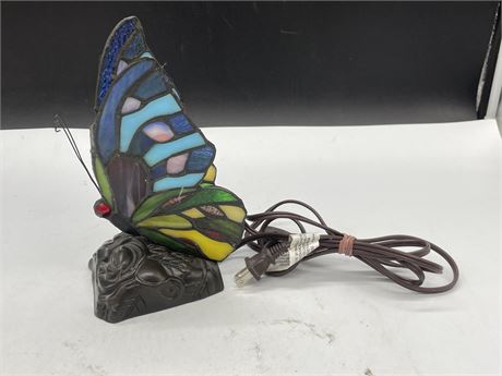 STAINED GLASS BUTTERFLY LAMP (9” TALL)