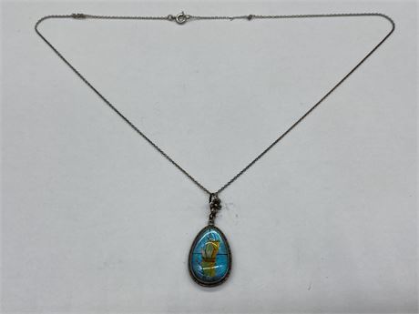 BEAUTIFUL STERLING BOAT PENDANT WITH CHAIN