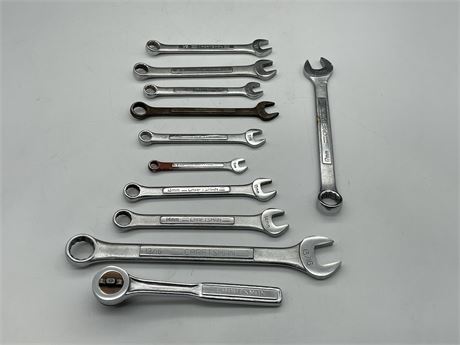 12 CRAFTSMAN WRENCHES