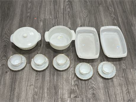 LOT OF VINTAGE FIRE KING / ARCUISINE DISHES