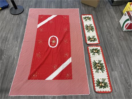 VINTAGE CHRISTMAS TABLECLOTH 86”x104” & 2 TABLE RUNNERS 36”x12”
