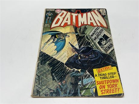 BATMAN #225 - COVER HAS DAMAGE