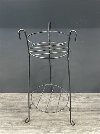METAL 2 TIER PLANT STAND (30” TALL)