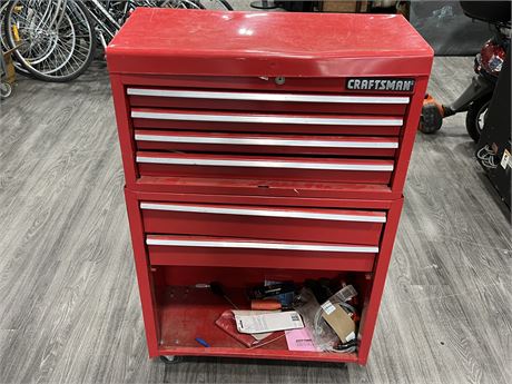 CRAFTSMAN ROLLING TOOL BOX FULL OF TOOLS - 1 DRAWER IS STUCK (42” tall)