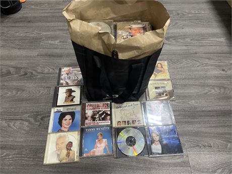 LARGE BAG OF COUNTRY CD’S